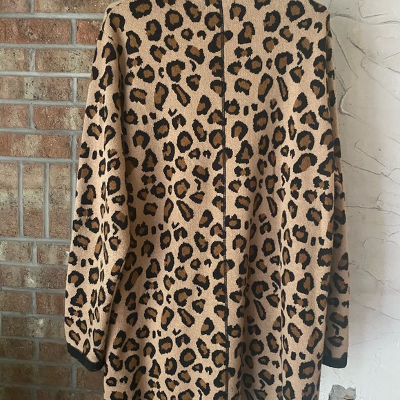 🐆 NWOT Rachel Zoe leopard sweater - Picture 3 of 8